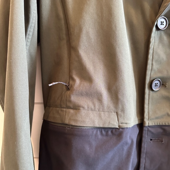 Lululemon Men's Black & Olive Green Blazer Jacket - Picture 4 of 6